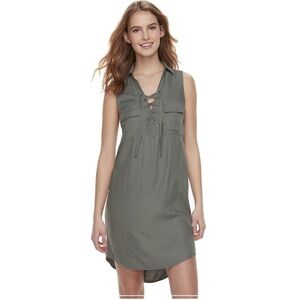 SO Burgundy Lace-Up Collared Sleeveless Dress